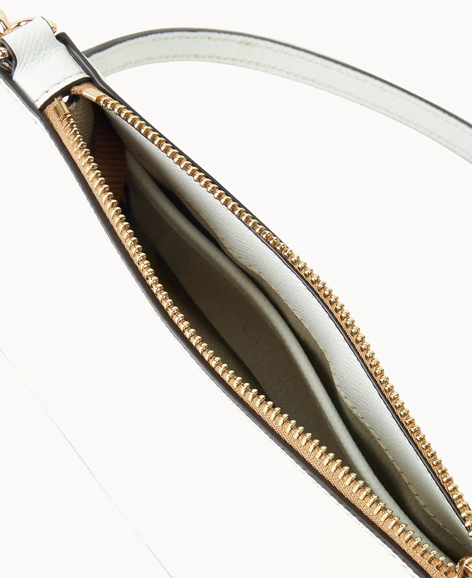 Alpine Demi 20 - Image 63