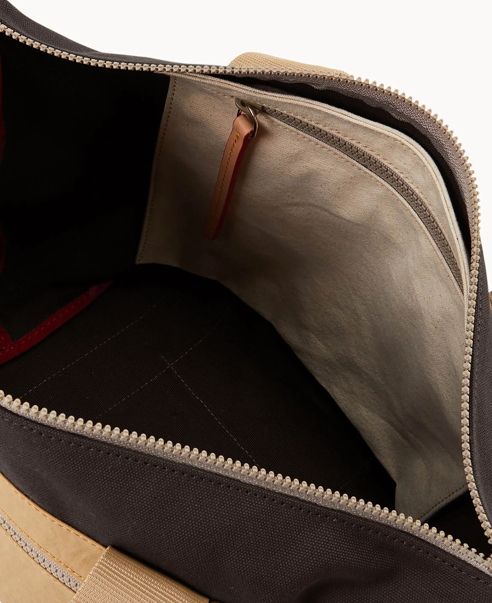 Canvas Carryall 28 with Pocket - Image 43