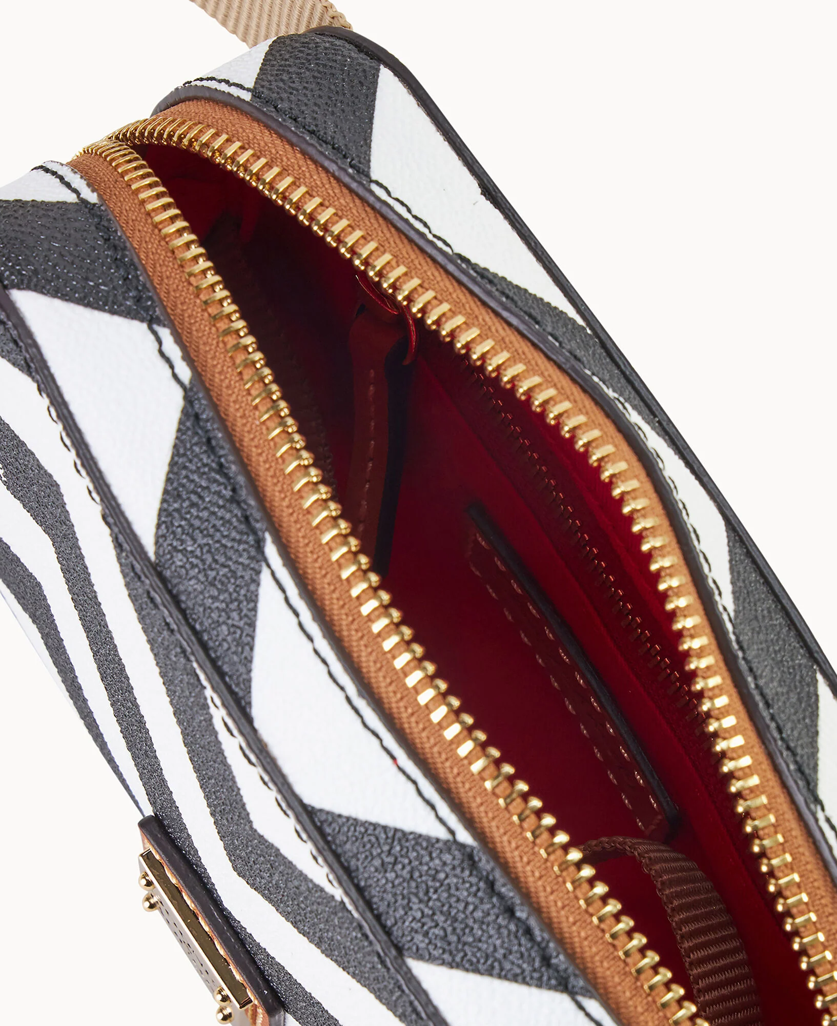 Chevron Belt Bag - Image 3