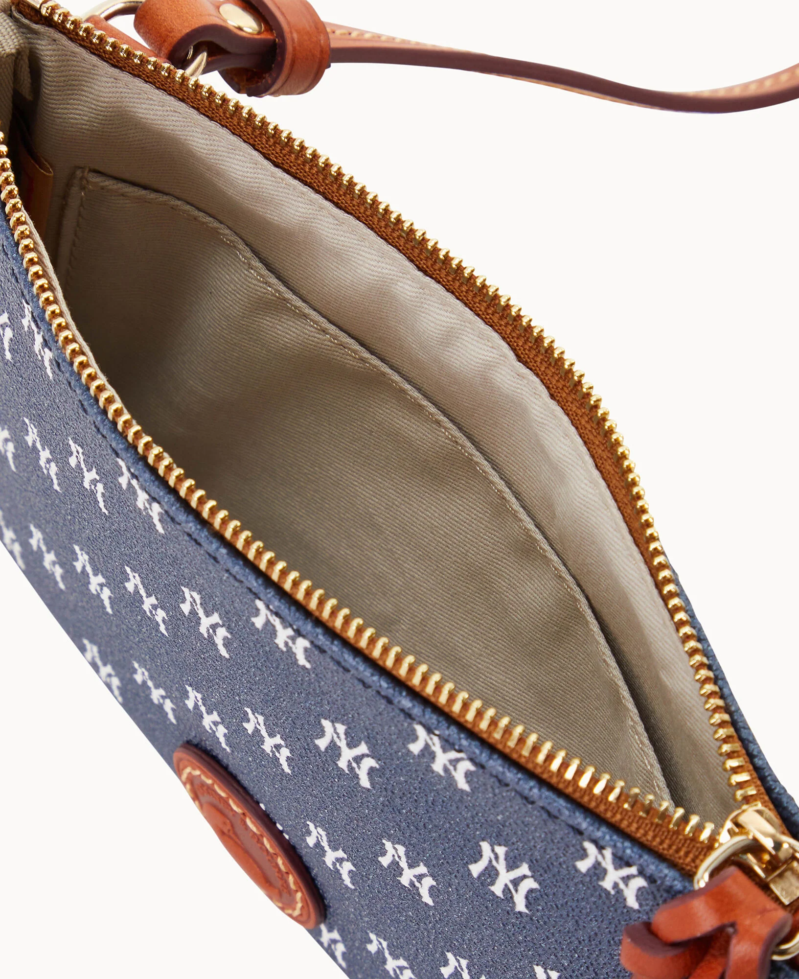 MLB Yankees Top Zip Crossbody - Image 3