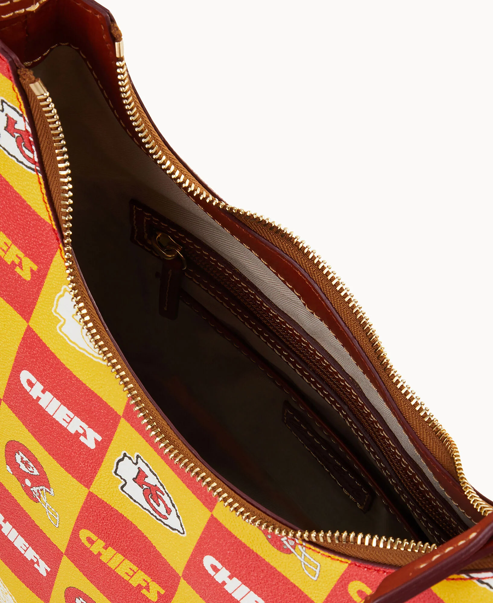 NFL Chiefs Hobo - Image 3