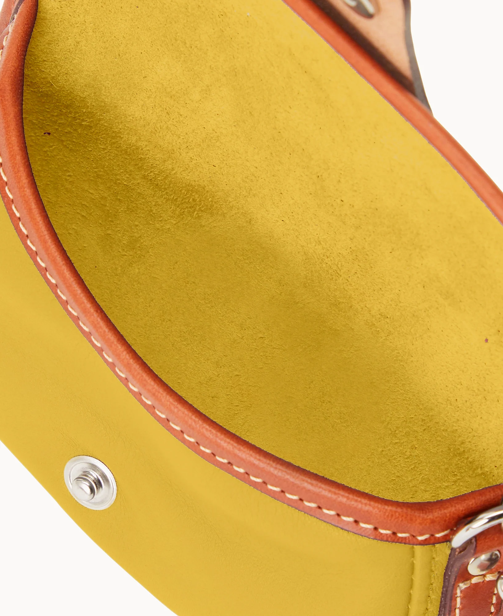Oncour Elba Flap Wristlet - Image 31