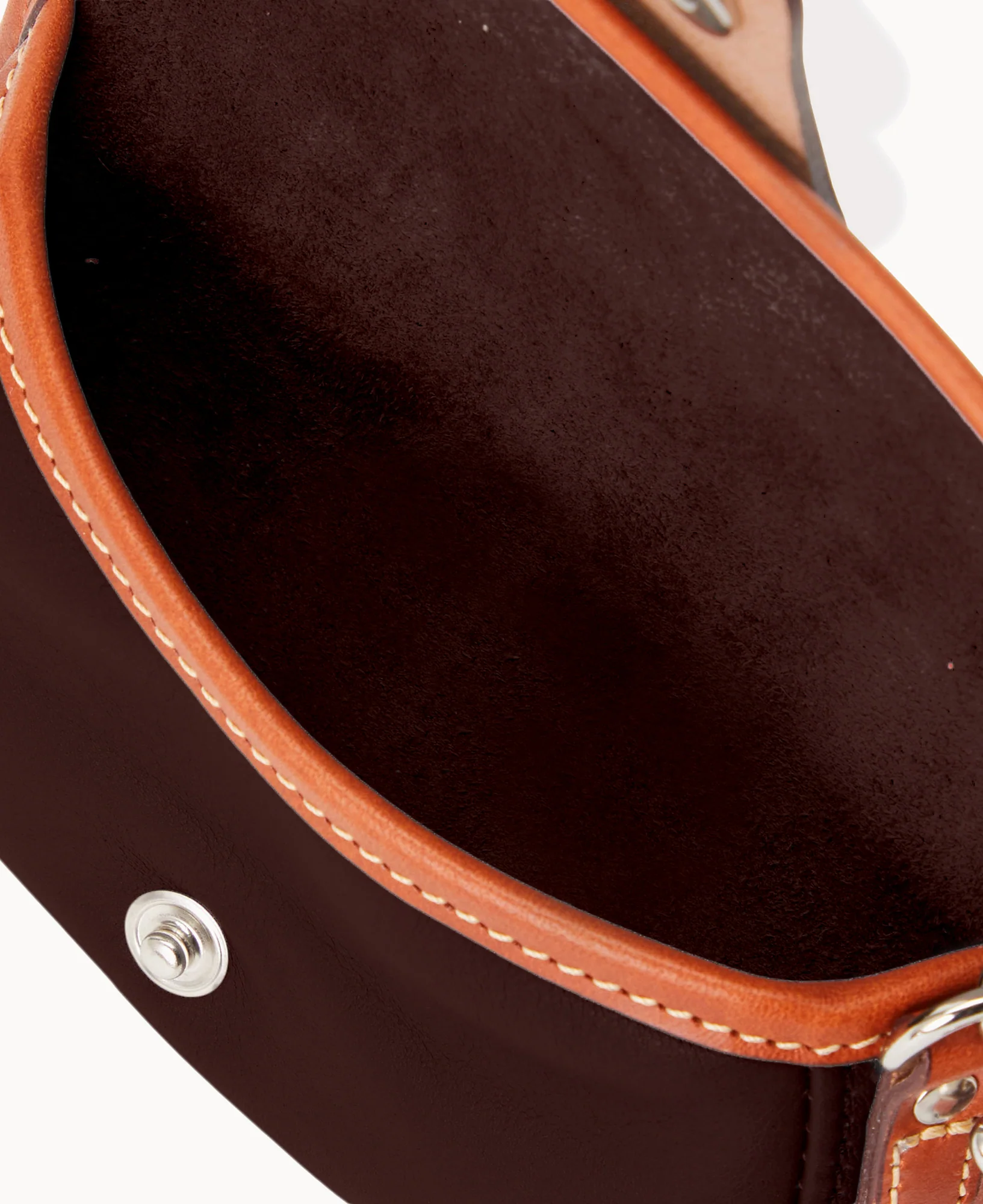 Oncour Elba Flap Wristlet - Image 43