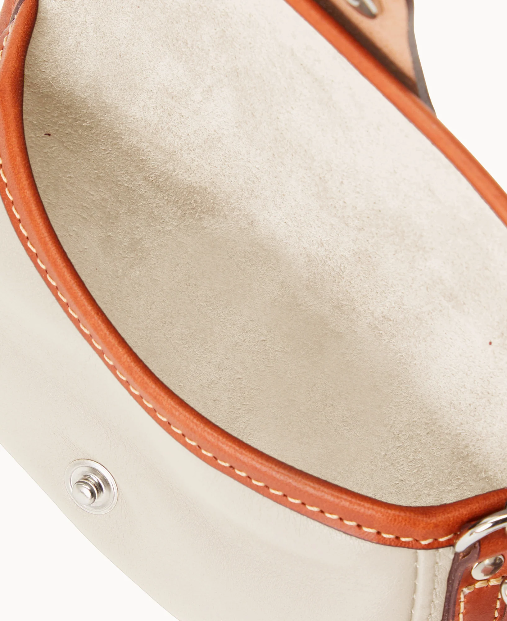 Oncour Elba Flap Wristlet - Image 47