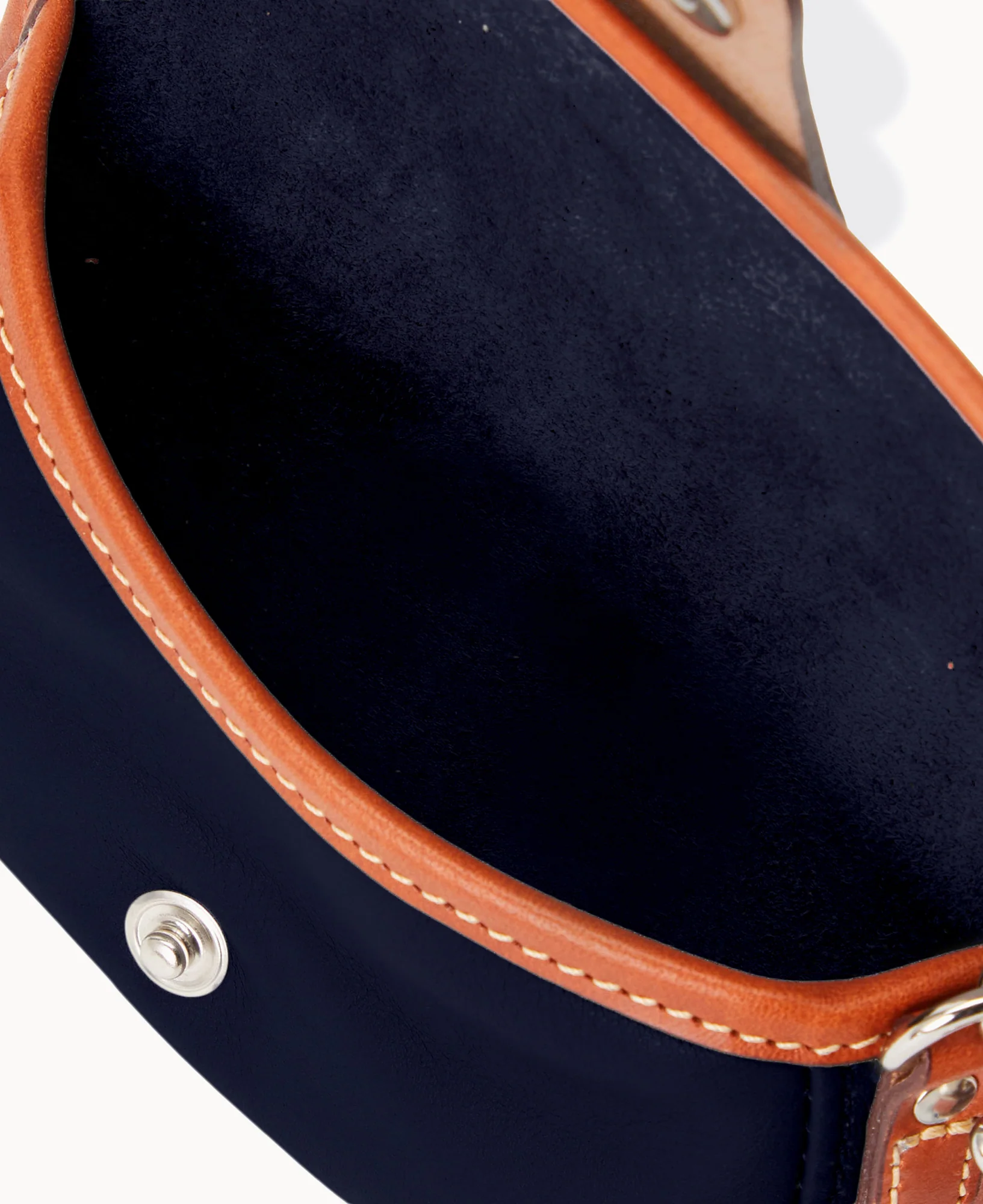 Oncour Elba Flap Wristlet - Image 59