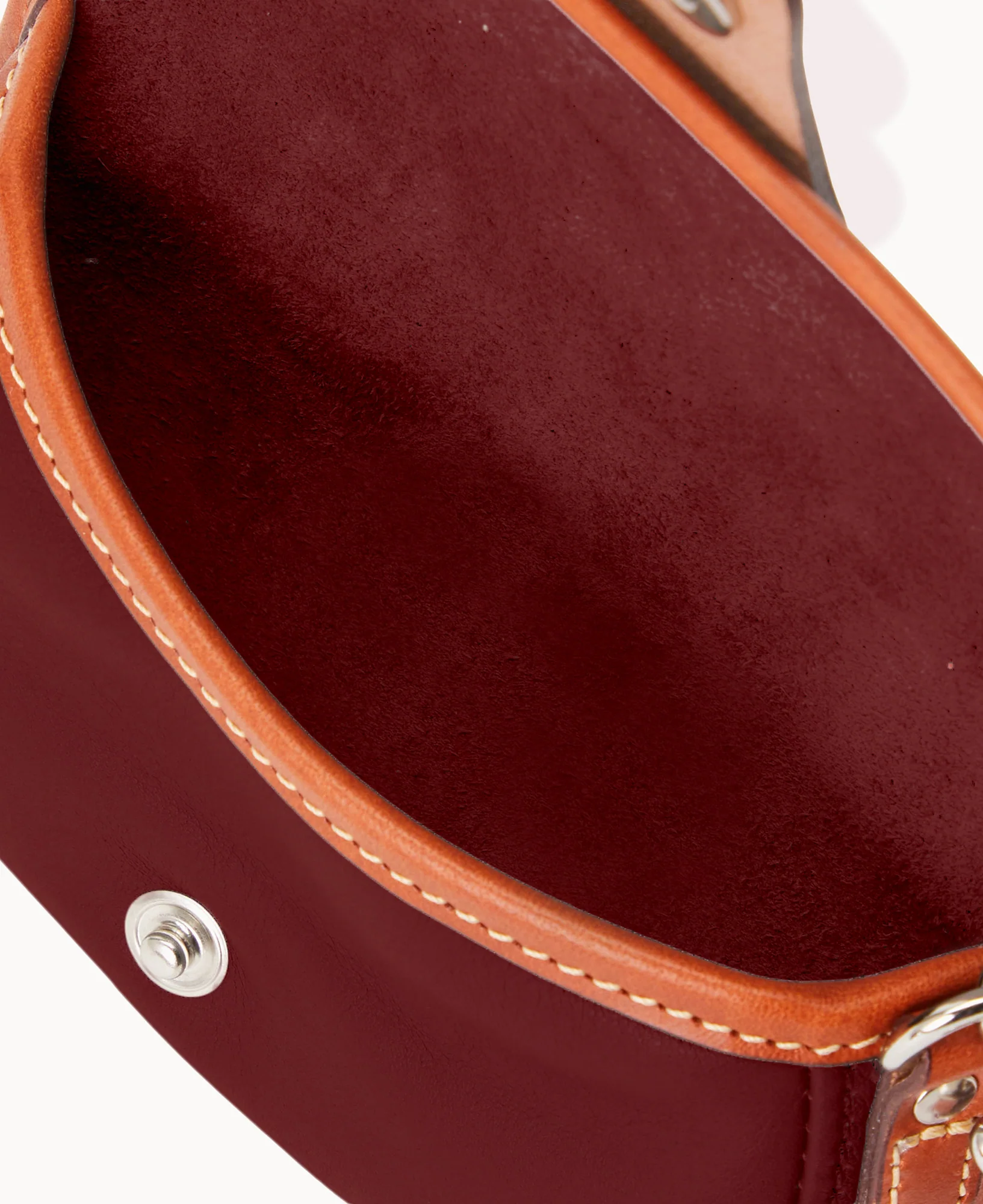 Oncour Elba Flap Wristlet - Image 67