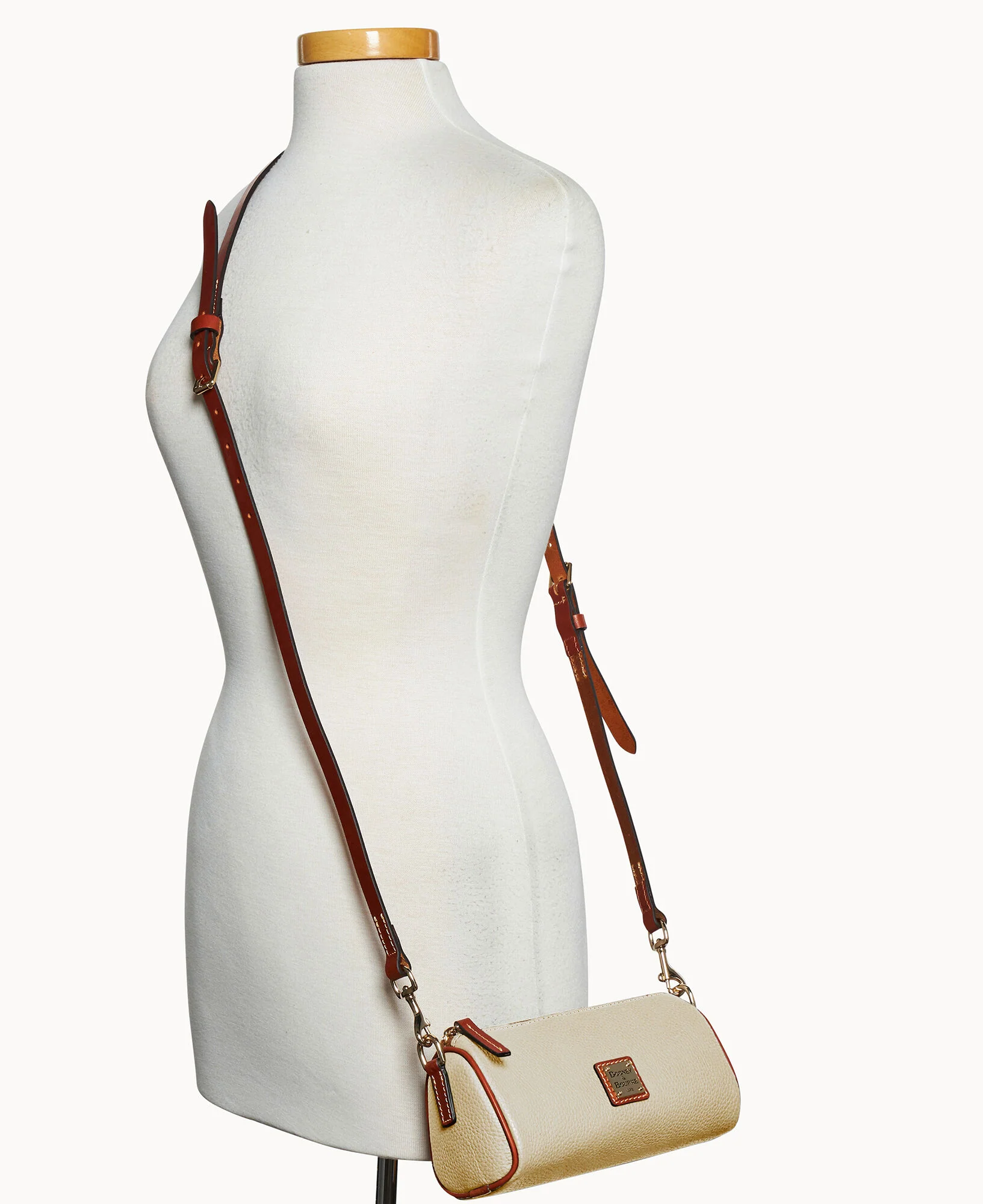 Pebble Grain Barrel Crossbody 20 - Image 8