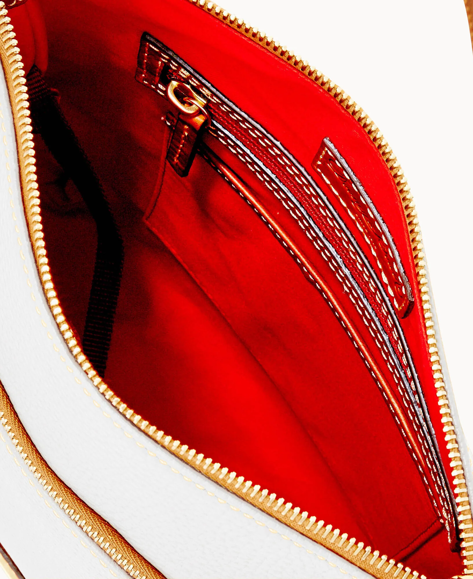 Pebble Grain Crossbody - Image 115