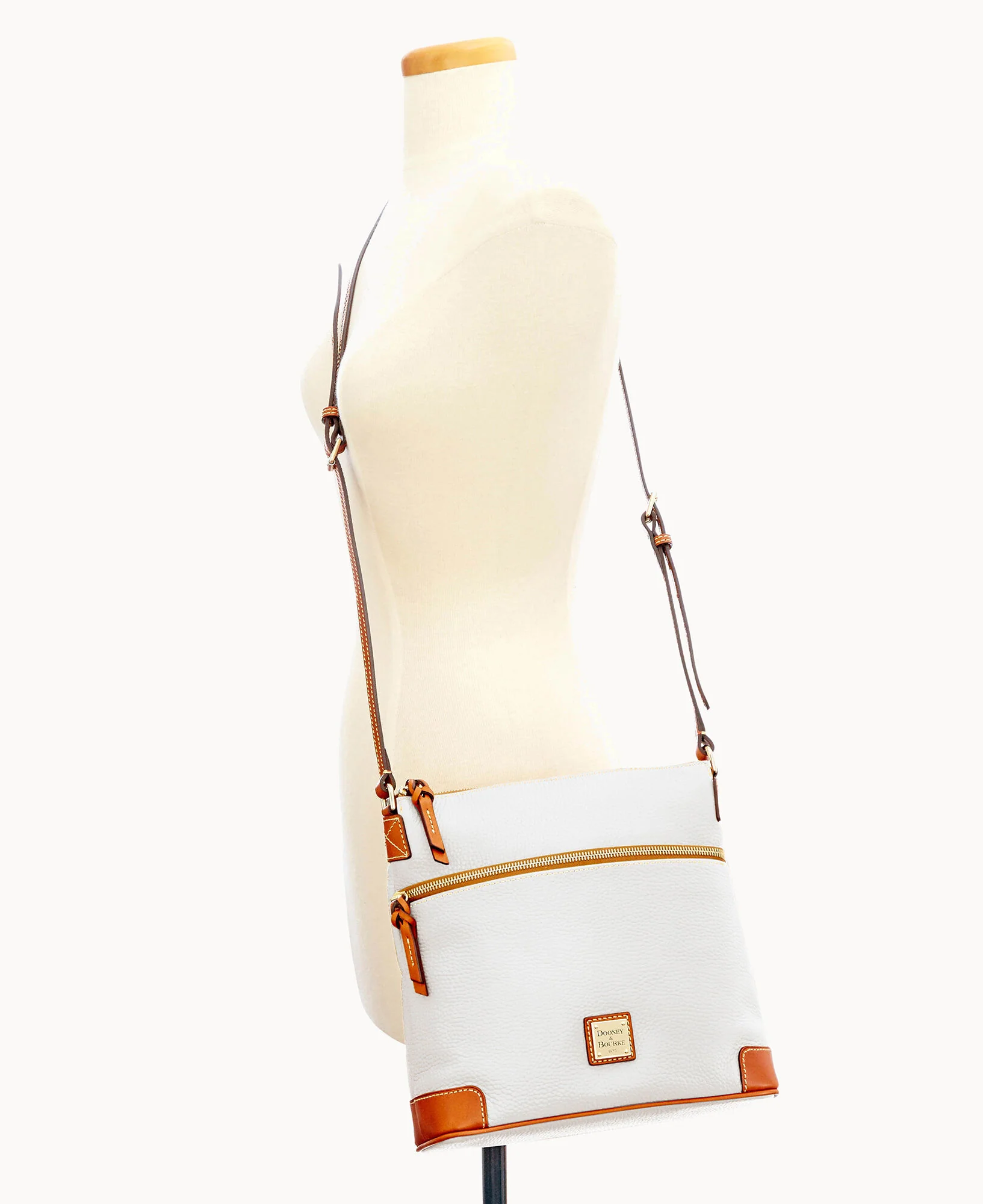 Pebble Grain Crossbody - Image 117