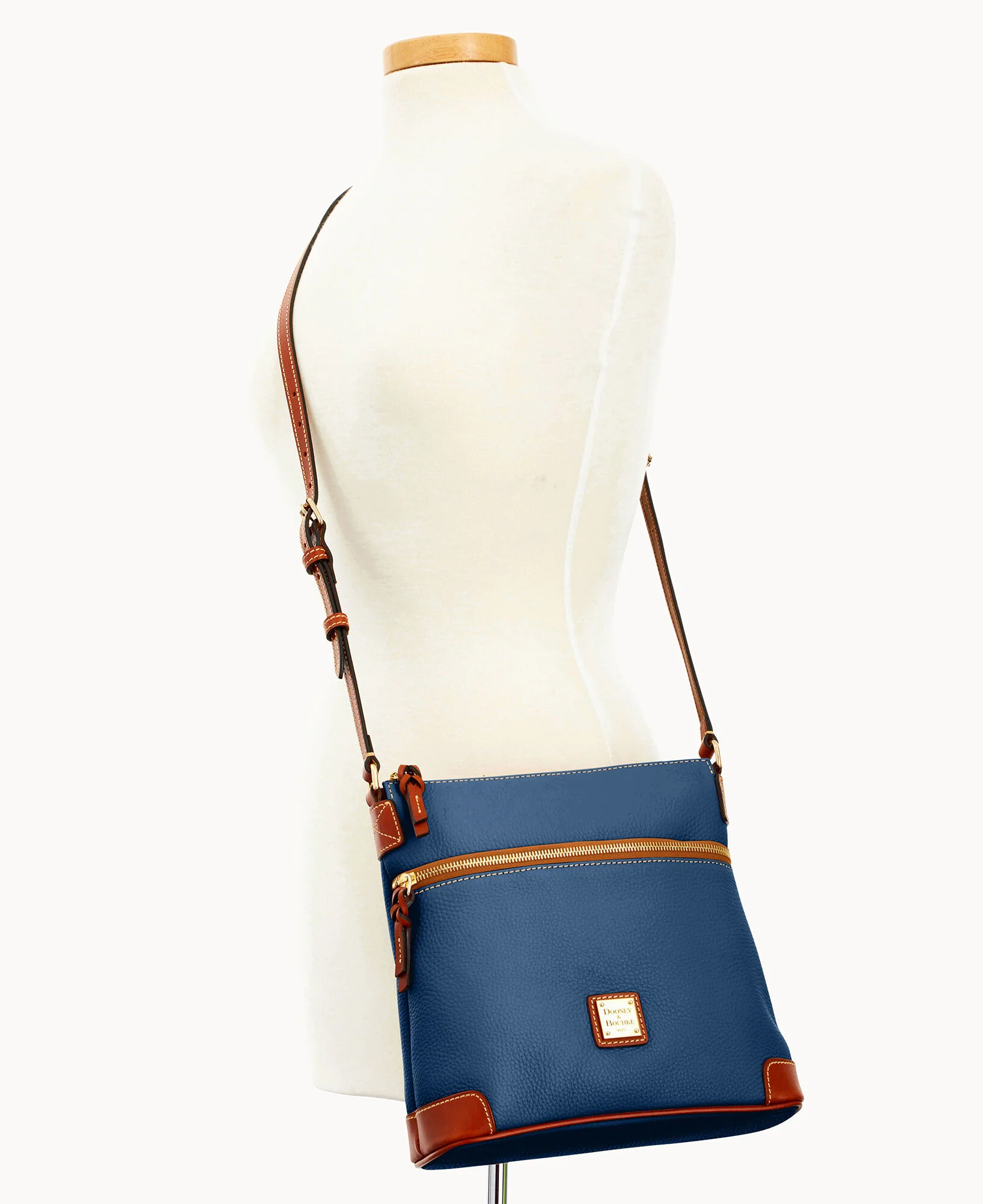 Pebble Grain Crossbody - Image 59