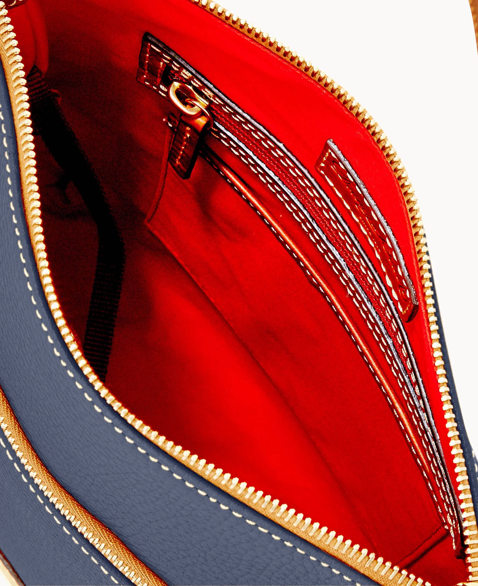 Pebble Grain Crossbody - Image 87