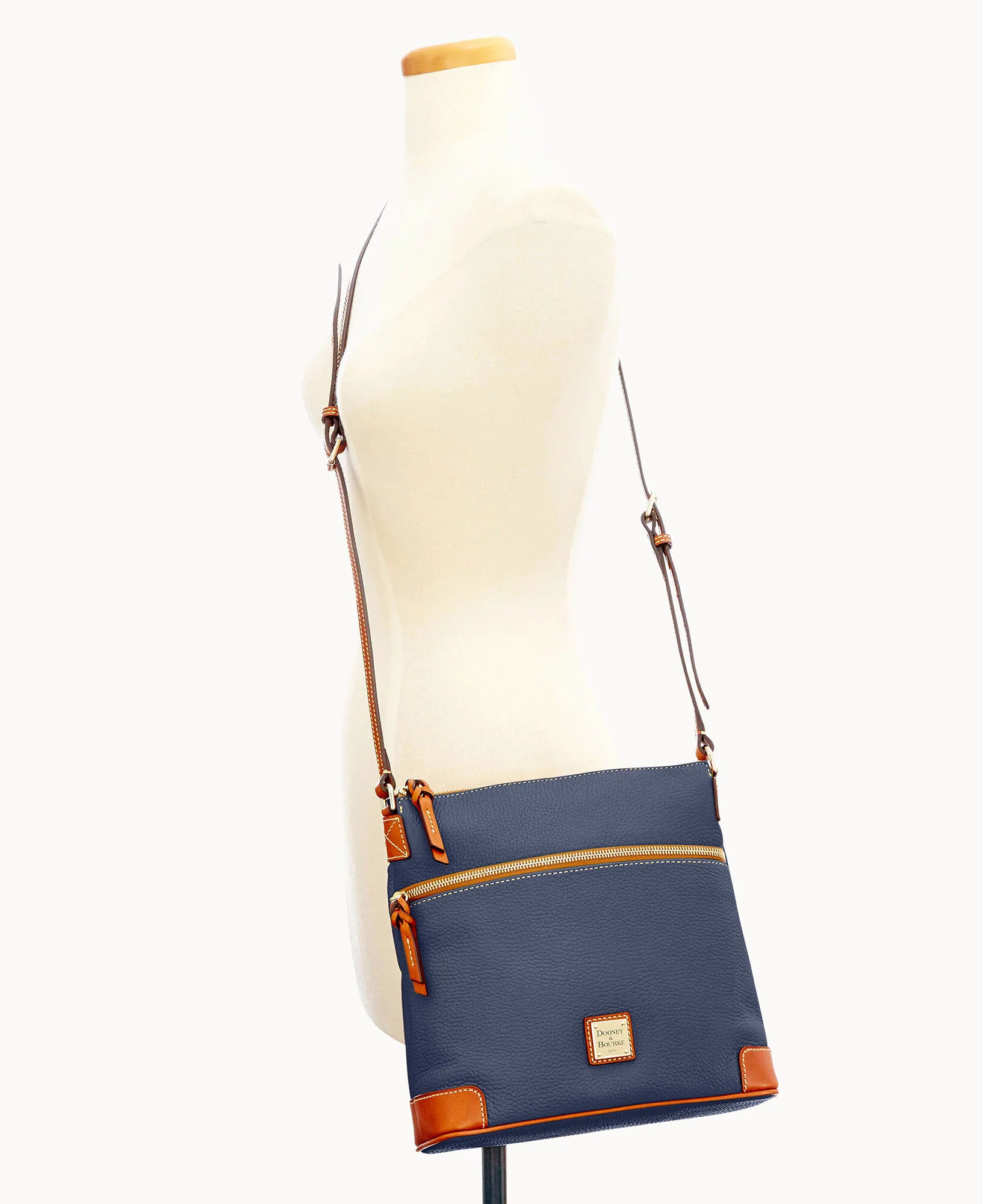 Pebble Grain Crossbody - Image 88