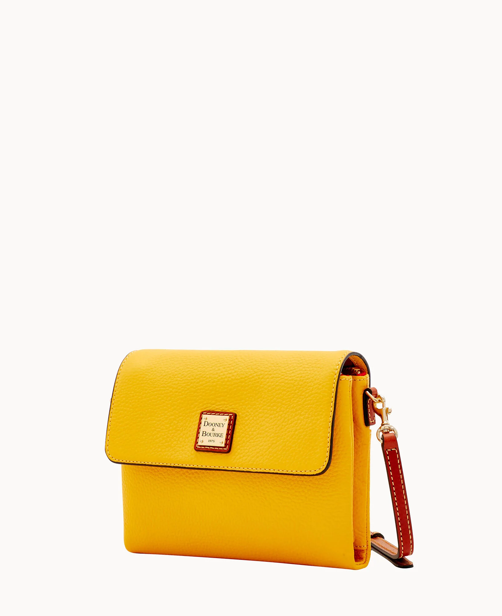 Pebble Grain Hunter Crossbody - Image 69