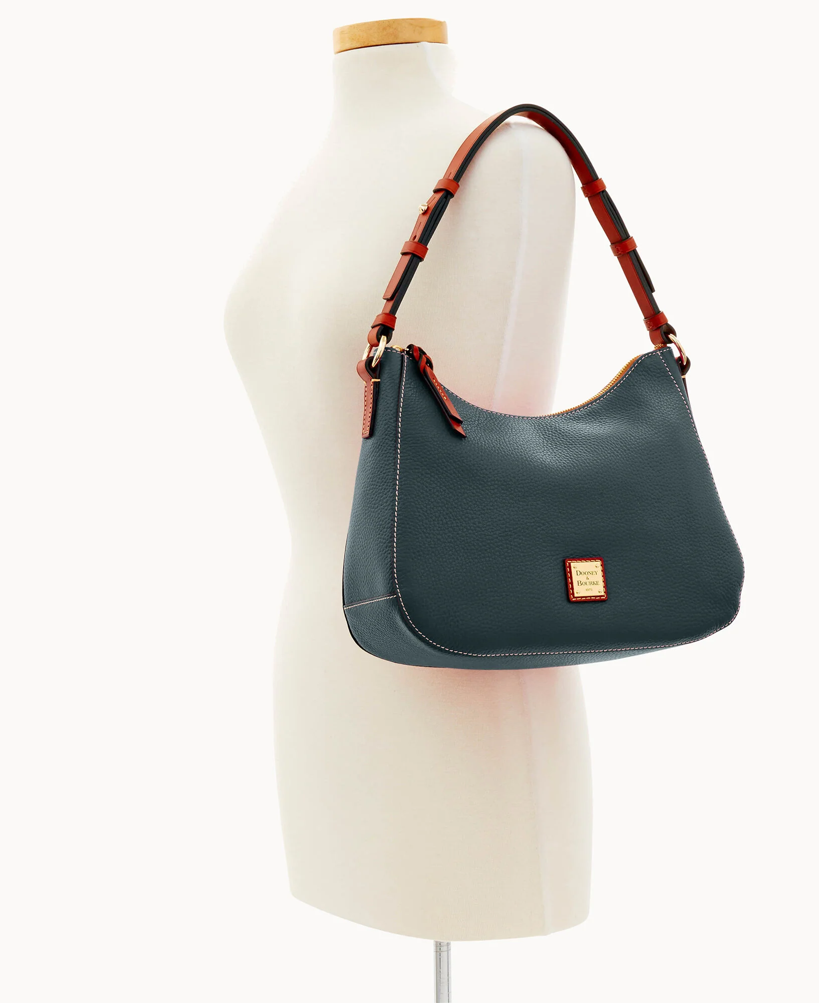 Pebble Grain Kiley Hobo - Image 5