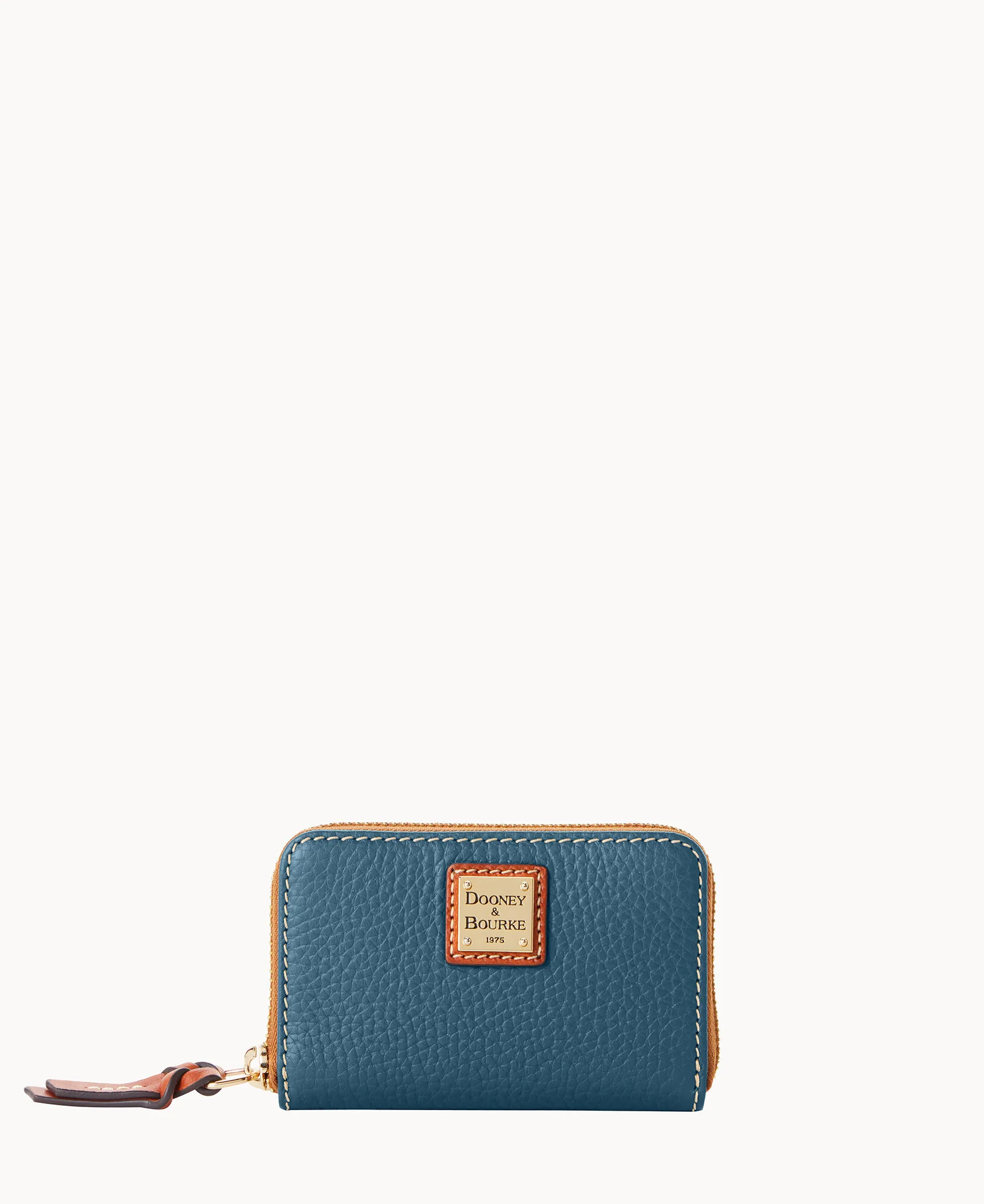 Pebble Grain Large Zip Around Credit Card Case - Image 40