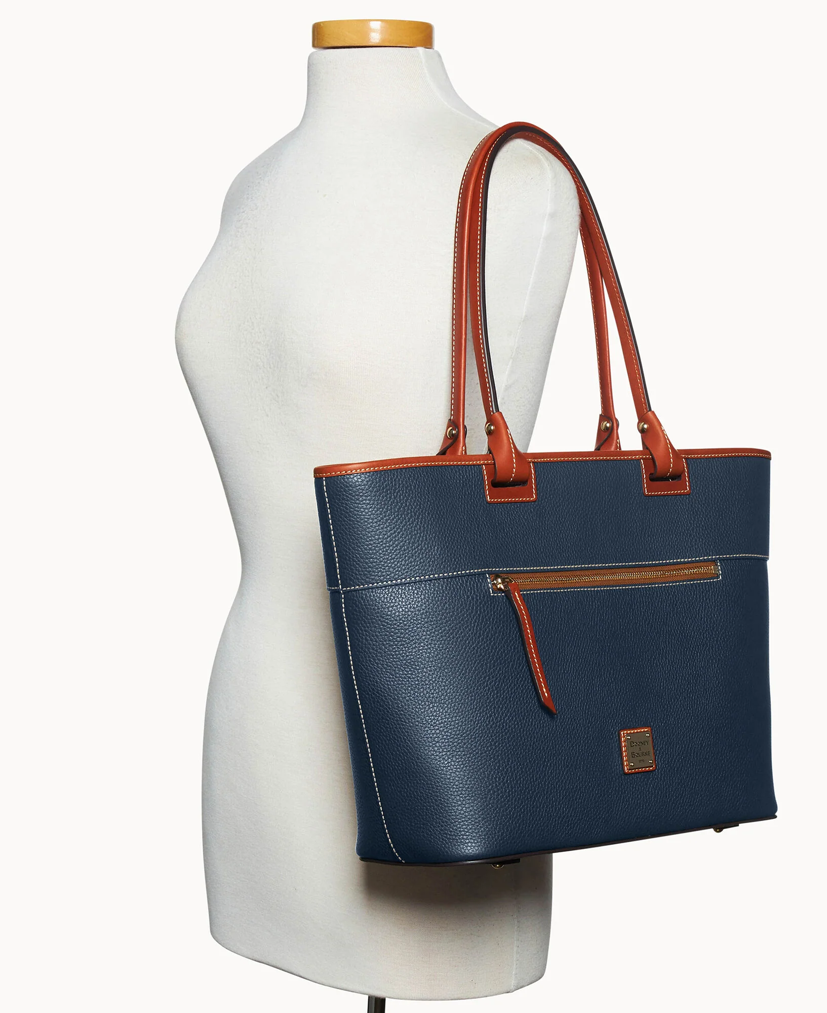 Pebble Grain Large Zip Tote - Image 32