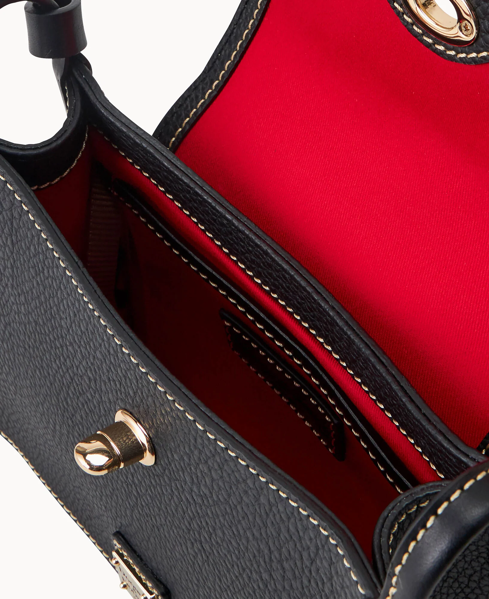 Pebble Grain Pinky Bag - Image 8
