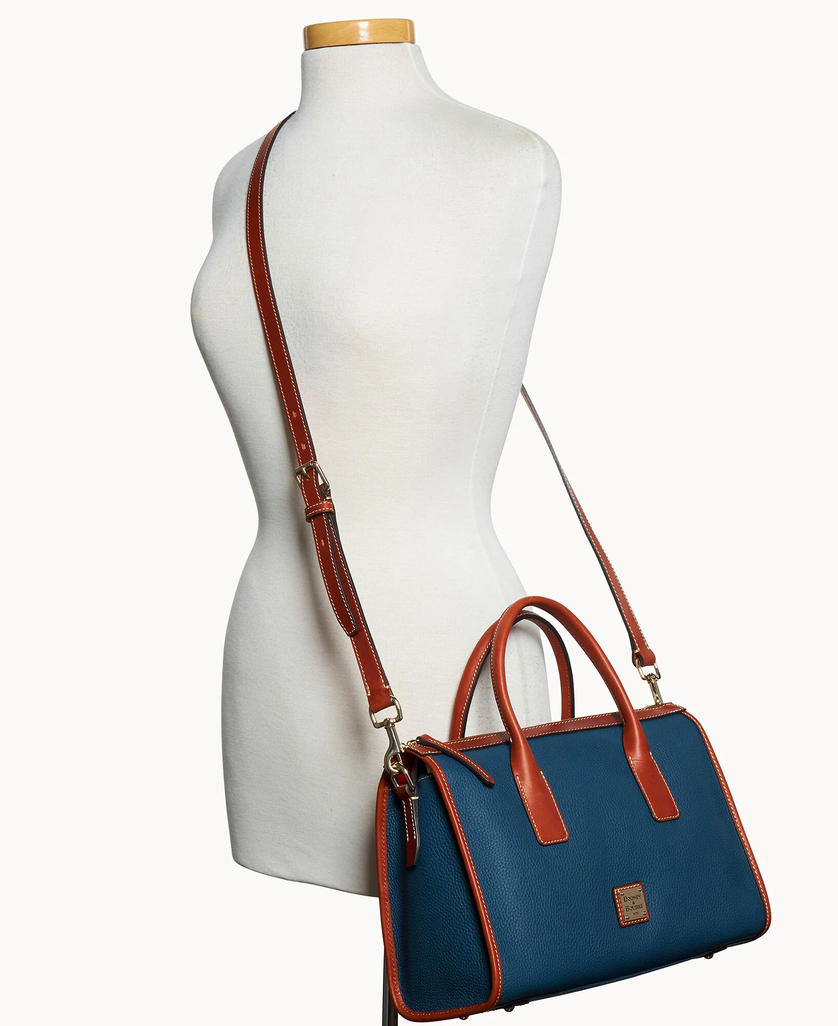 Pebble Grain Satchel - Image 16