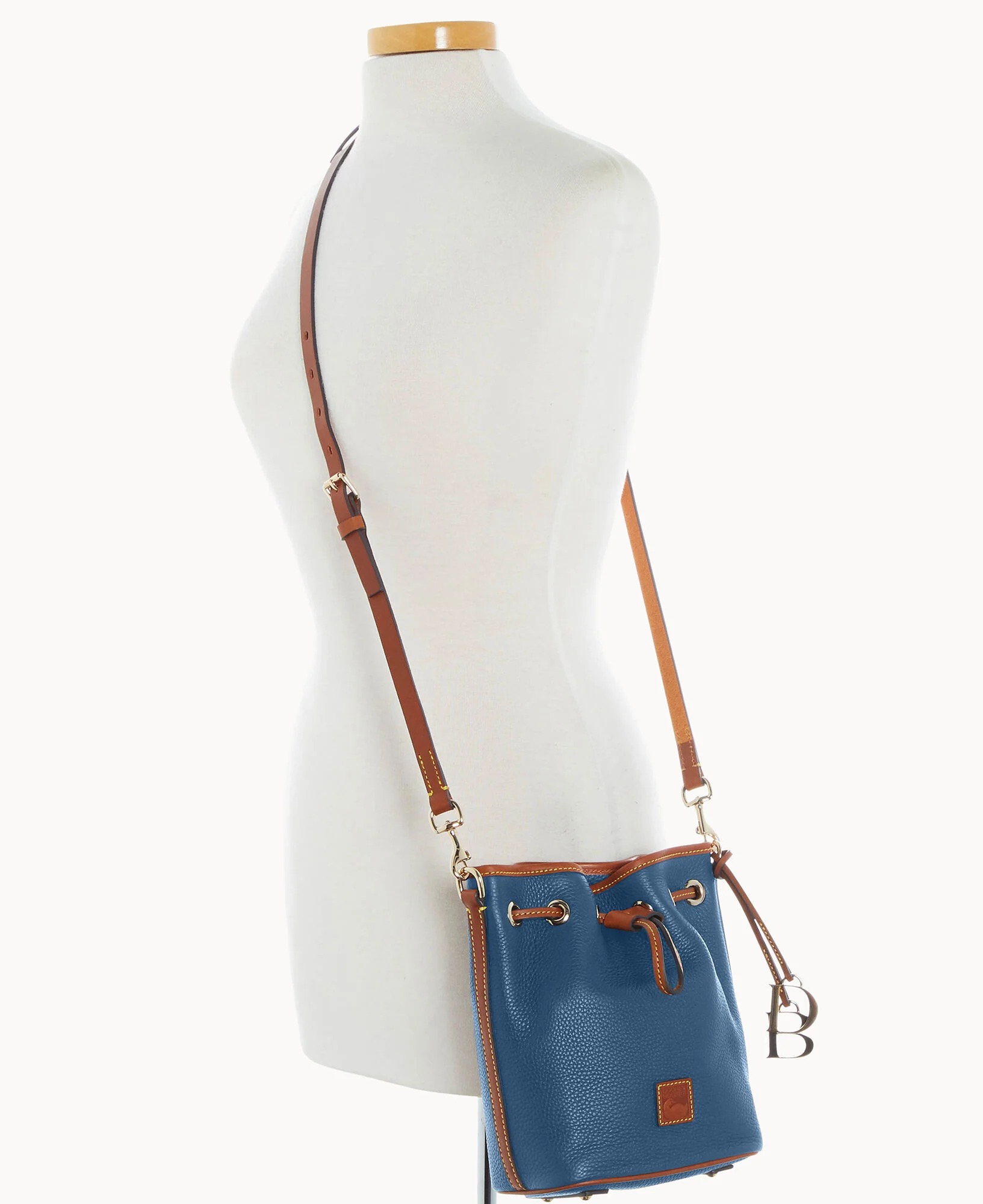 Pebble Grain Small Drawstring - Image 4