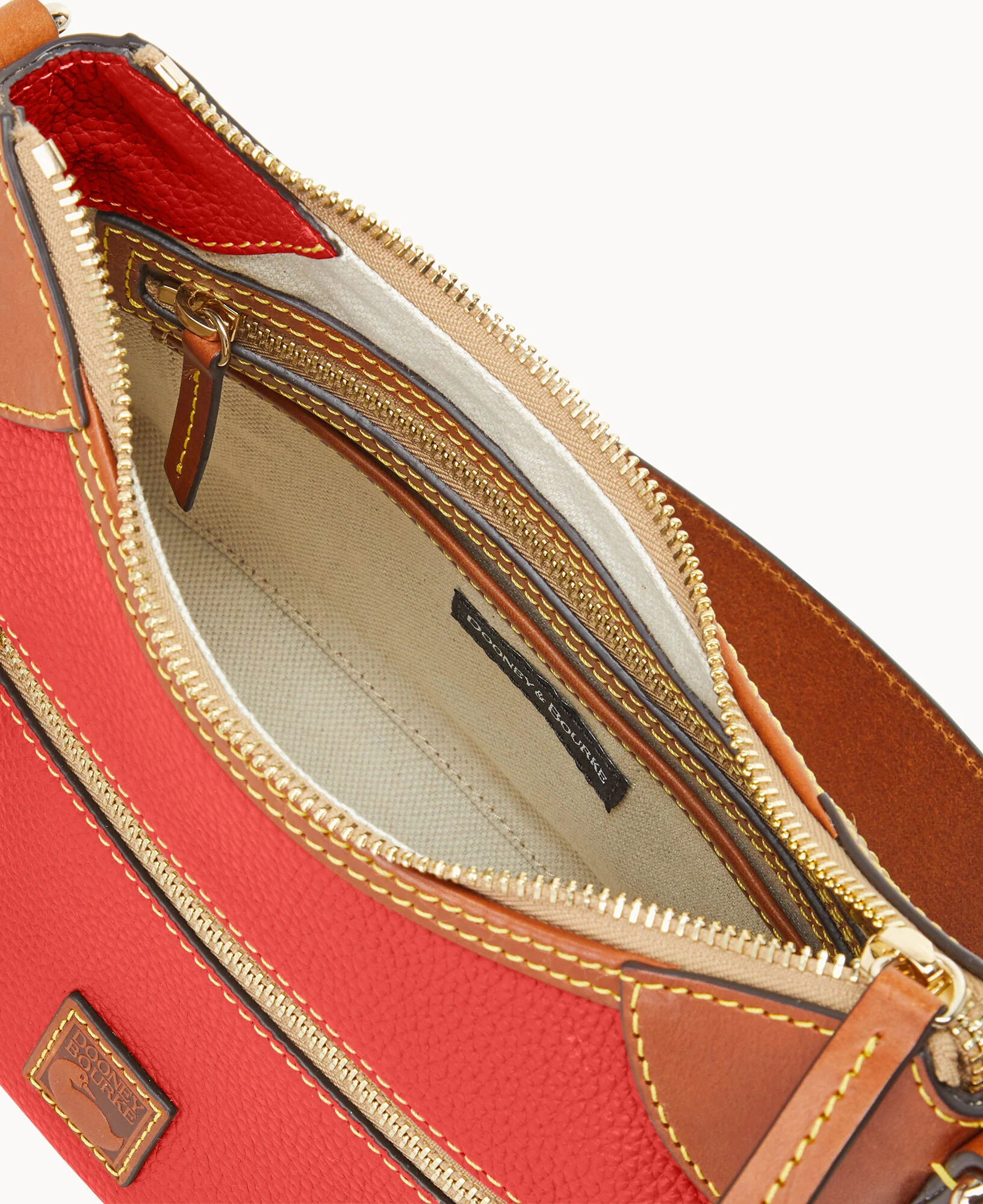 Pebble Grain Small Hobo - Image 39