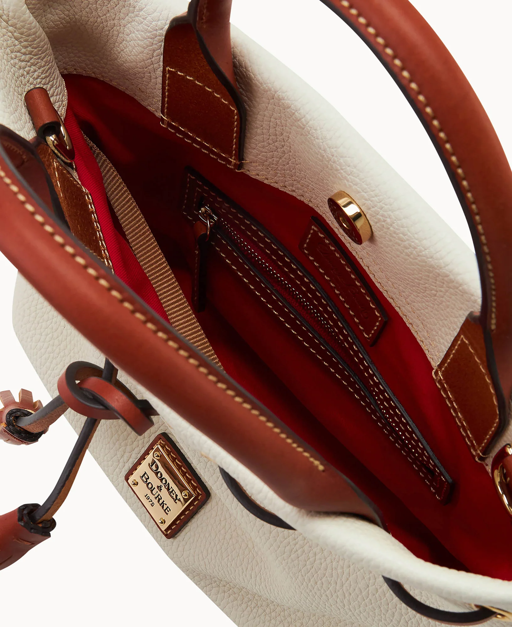 Pebble Grain Tassel Tote - Image 15