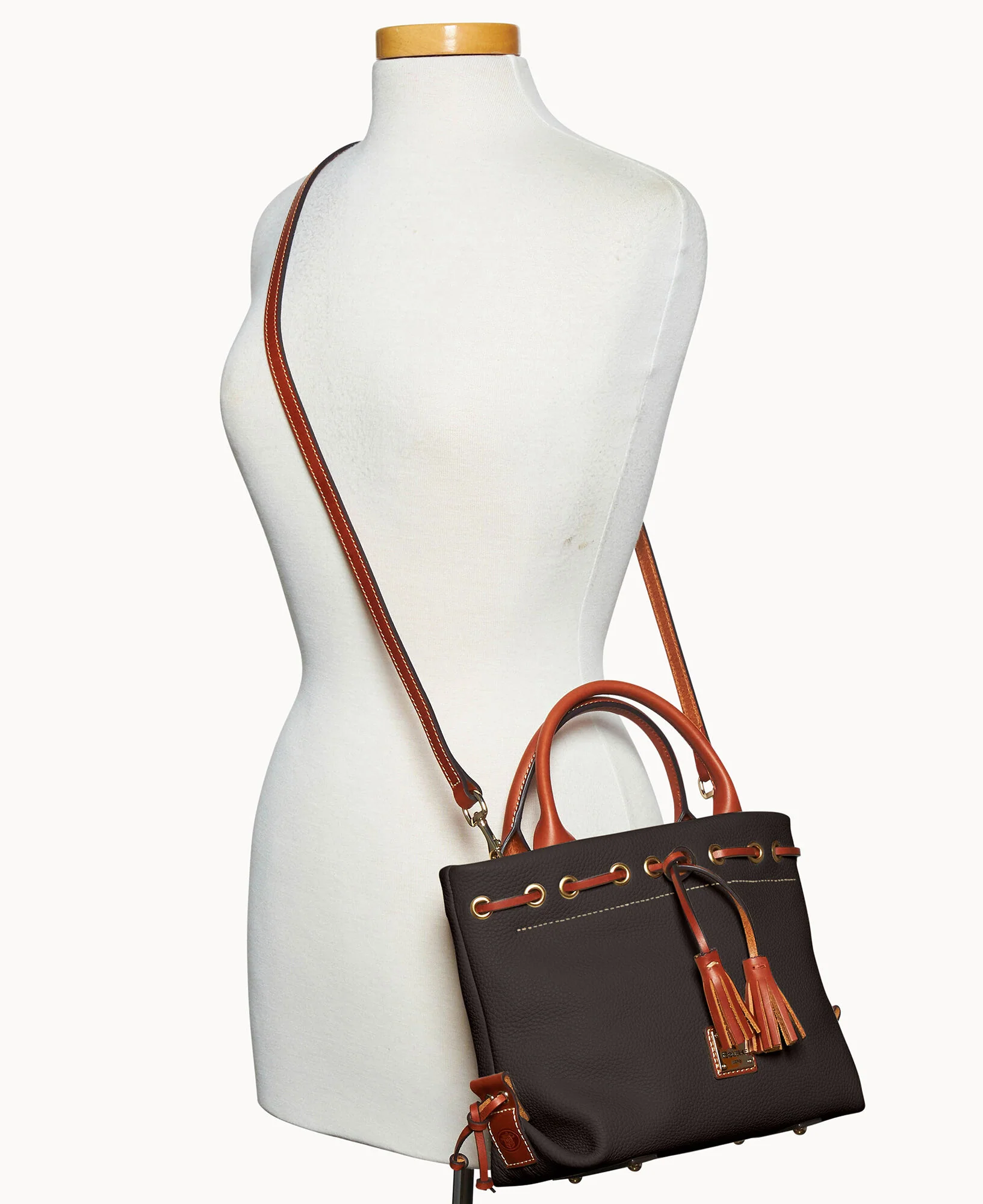 Pebble Grain Tassel Tote - Image 24