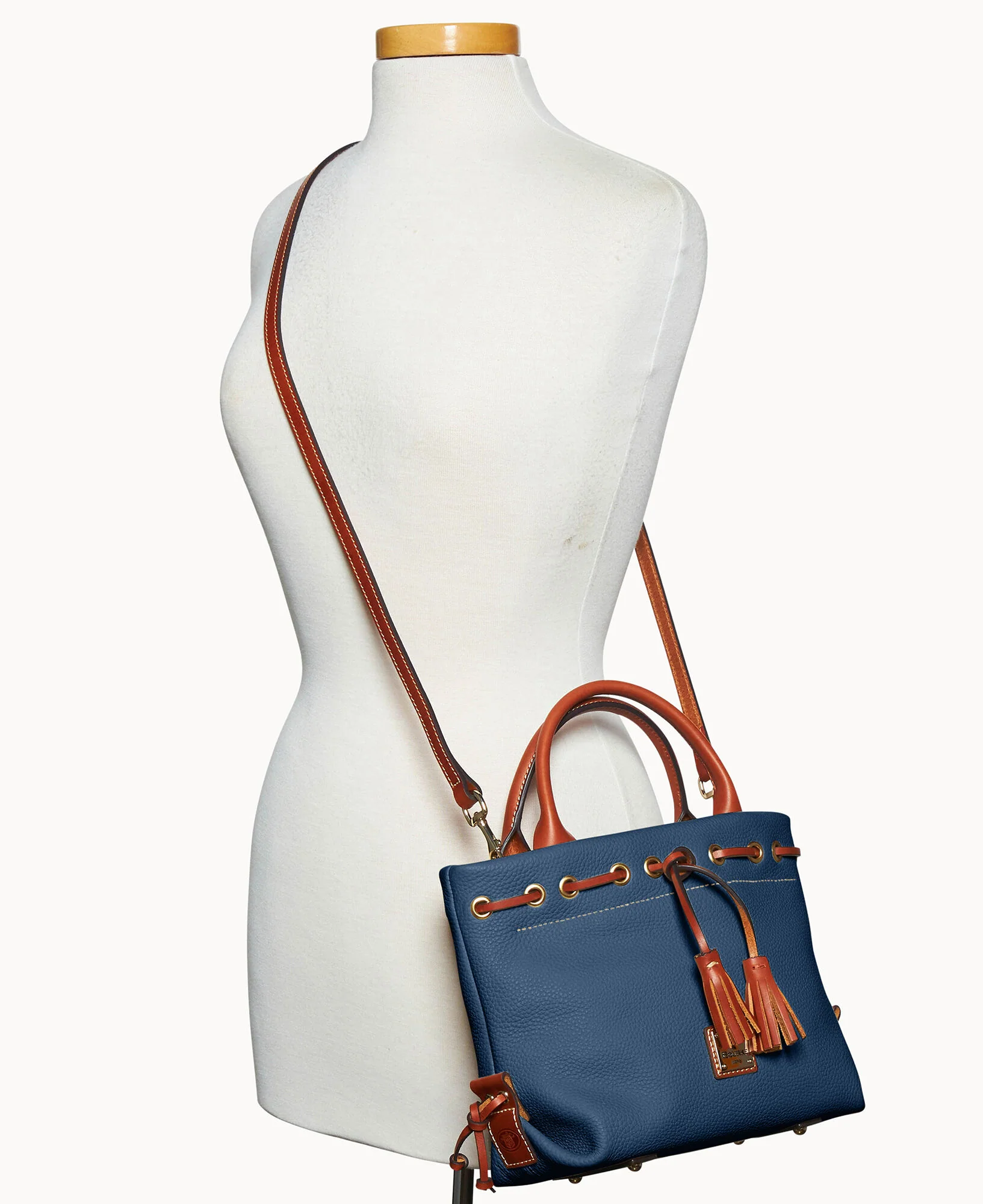 Pebble Grain Tassel Tote - Image 32