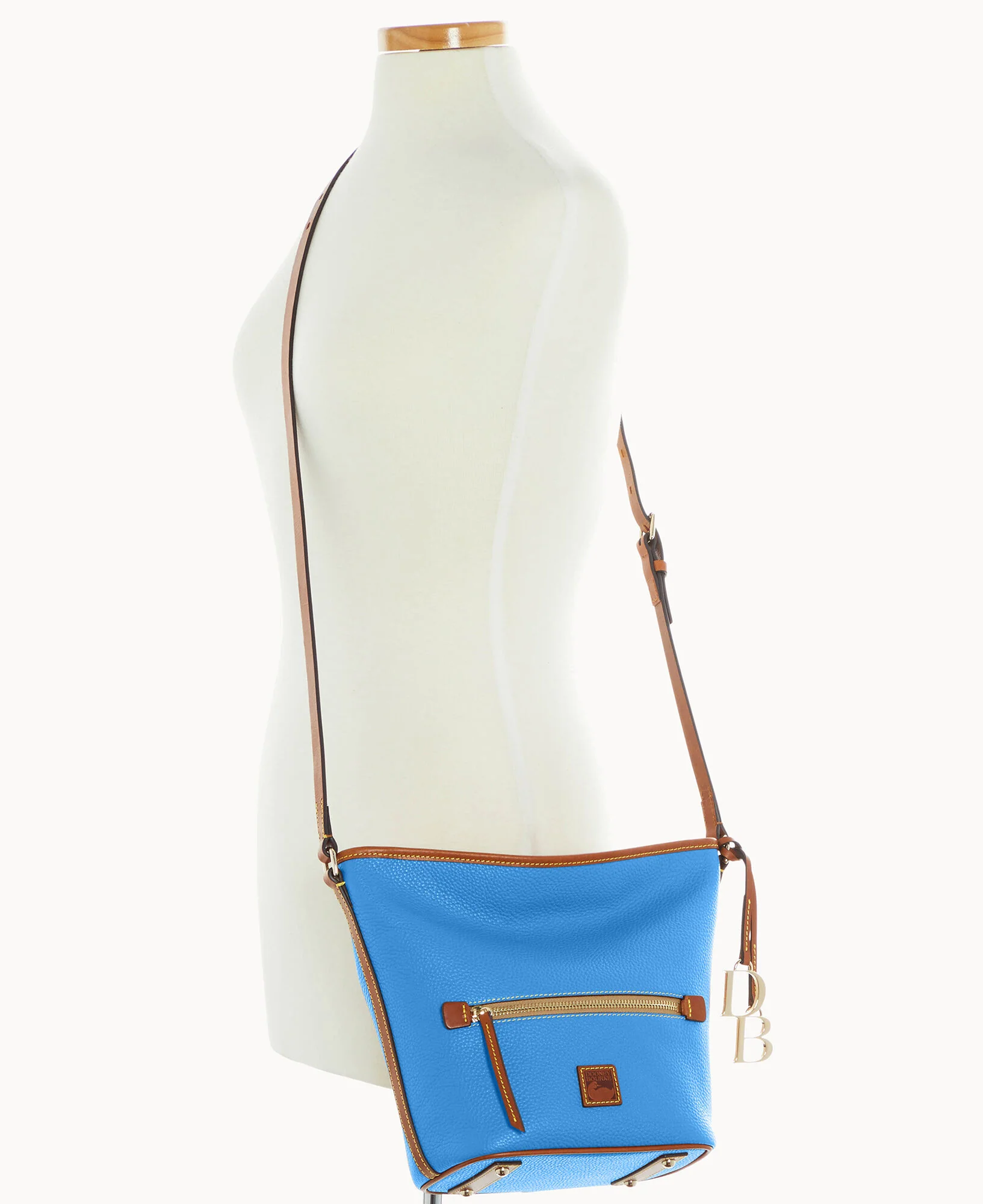 Pebble Grain Zip Sac - Image 92