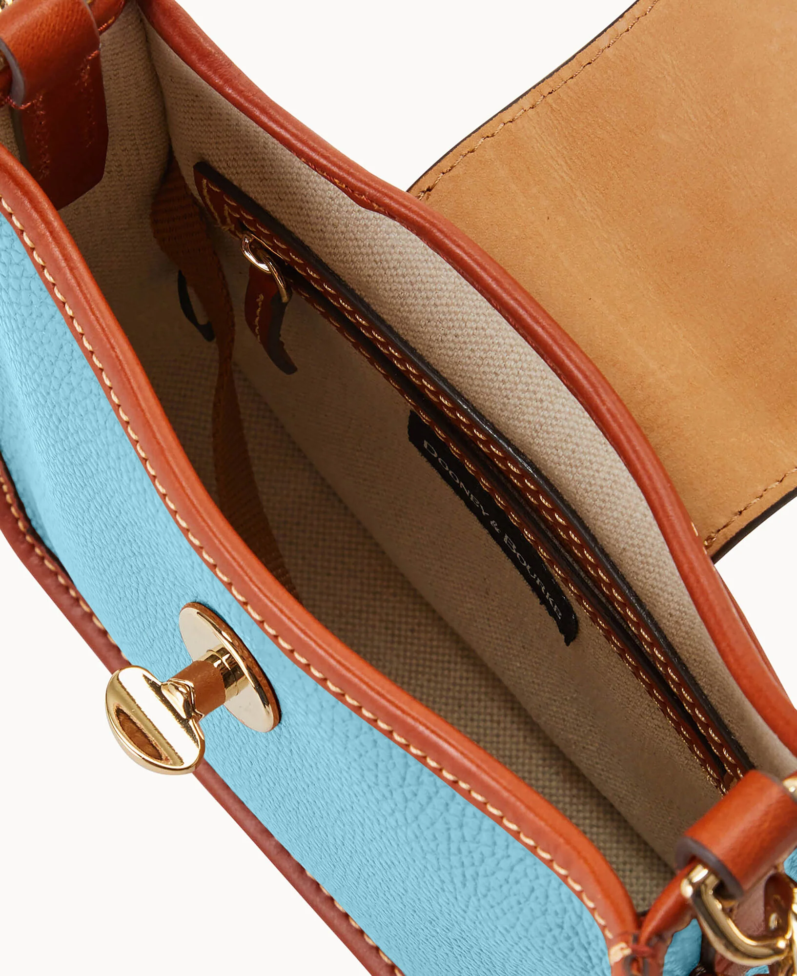 Pebble Turnlock Messenger 20 - Image 113