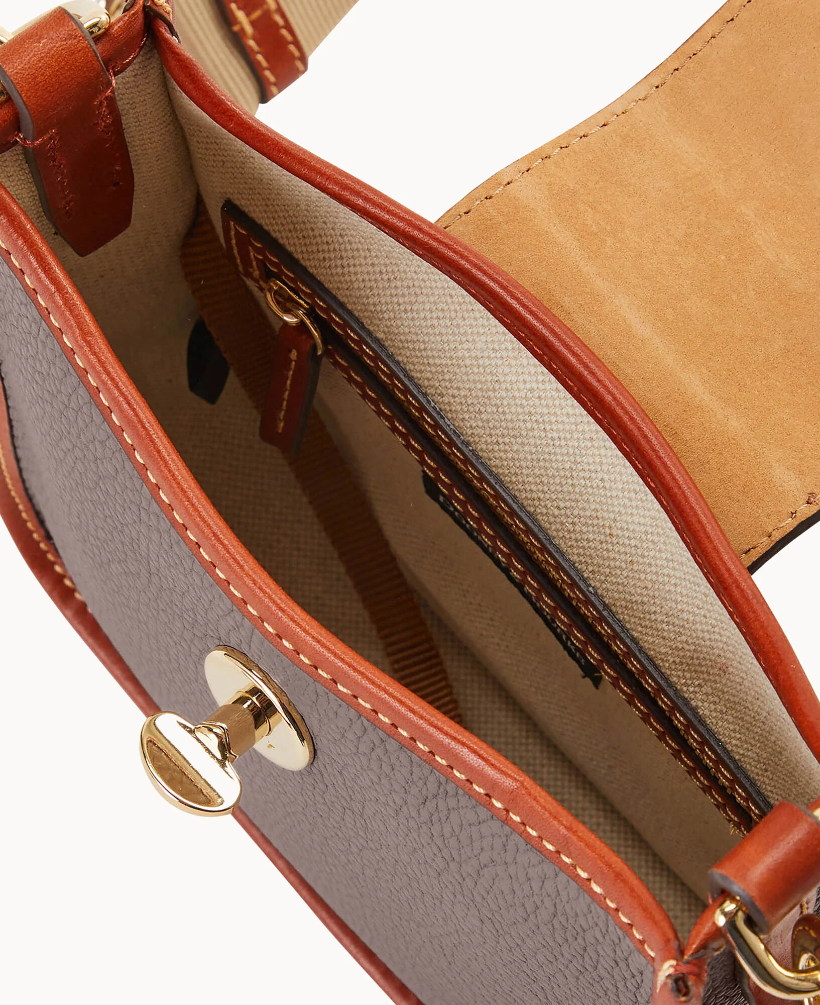 Pebble Turnlock Messenger 20 - Image 33