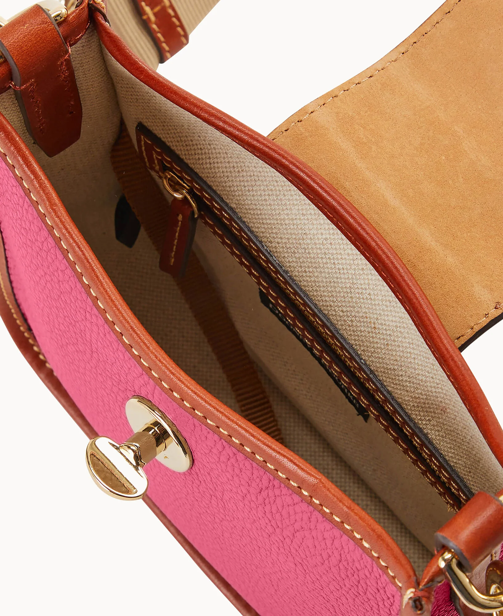 Pebble Turnlock Messenger 20 - Image 38