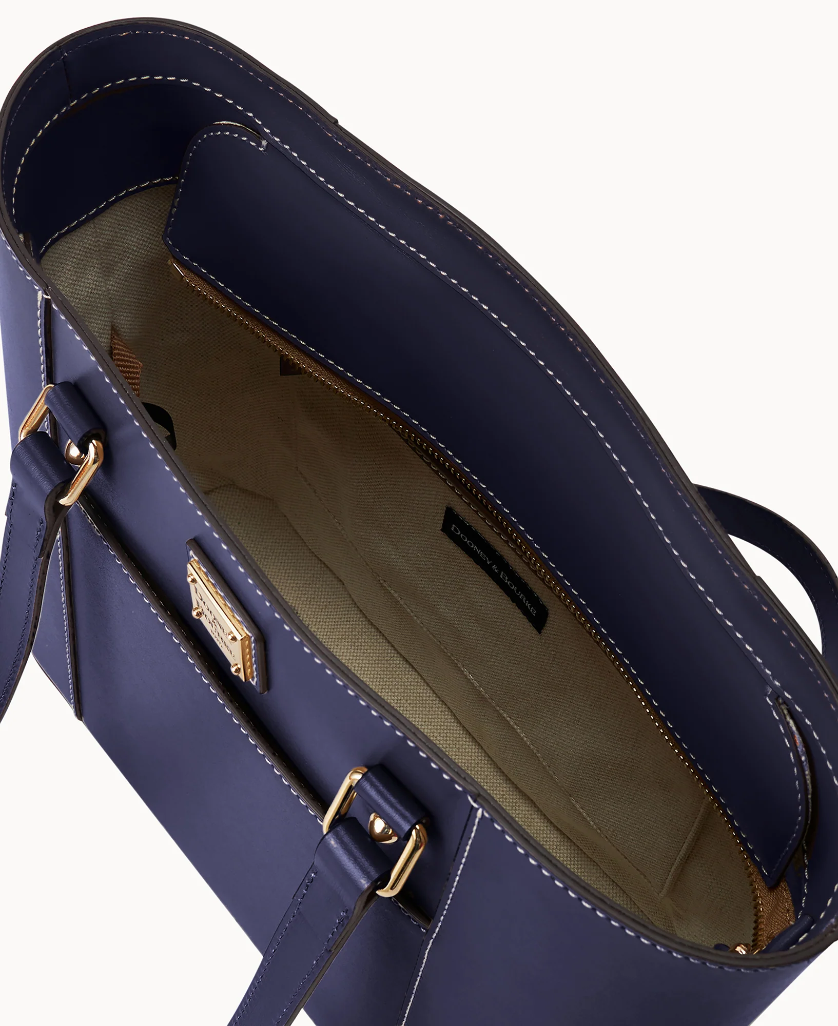 Penrose Pocket Tote 30 - Image 23