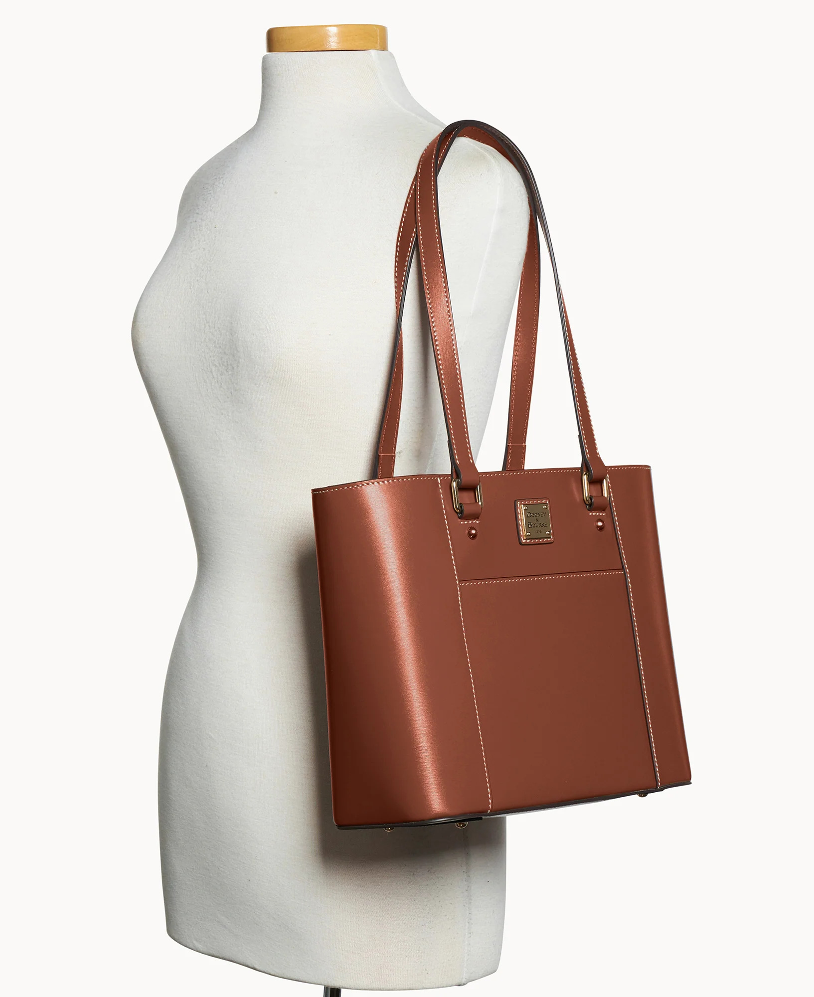 Penrose Pocket Tote 30 - Image 65