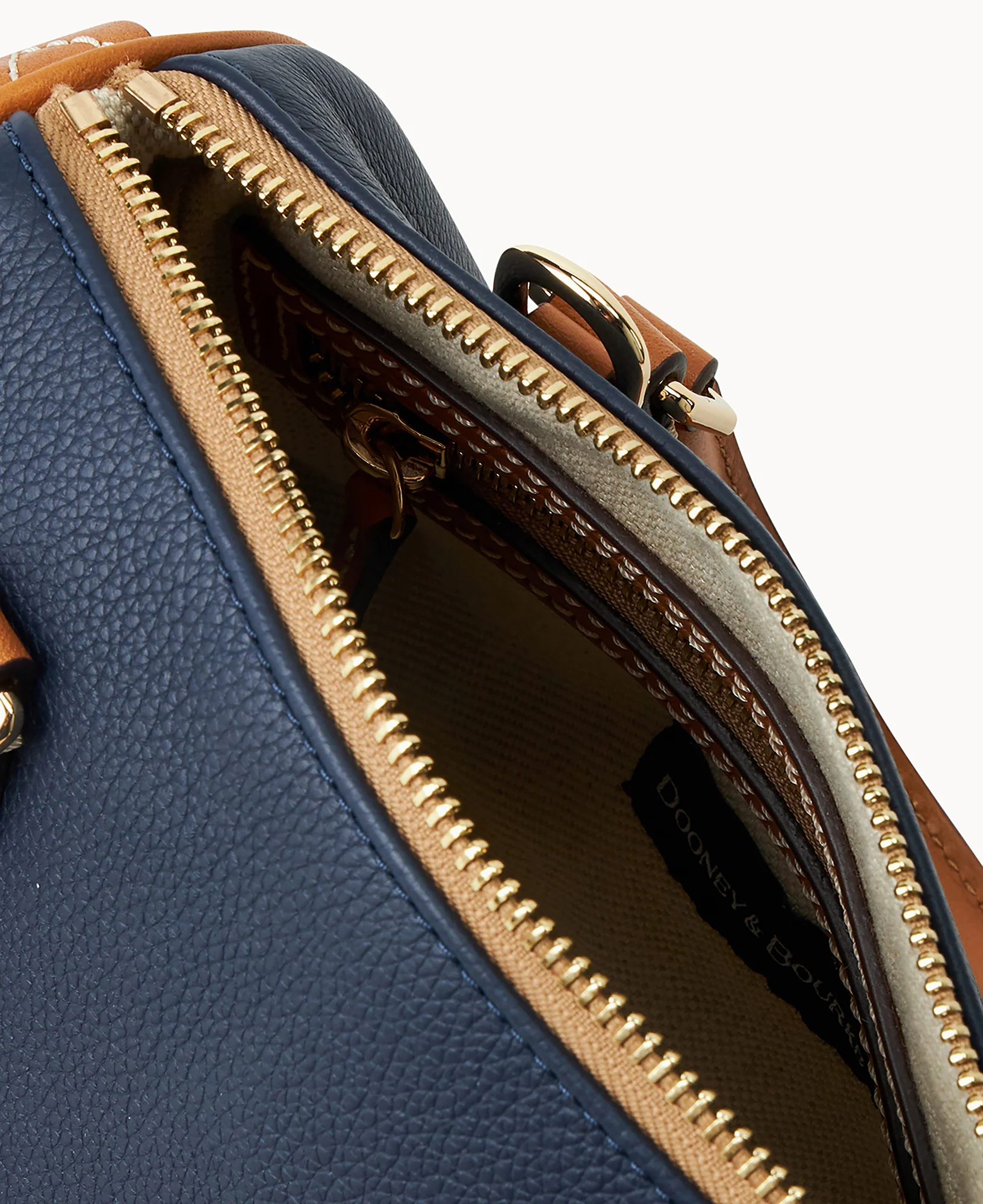 Sorrento Barrel Satchel 20 - Image 35